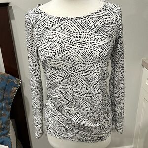 Pea in a Pod black and white maternity shirt, size medium